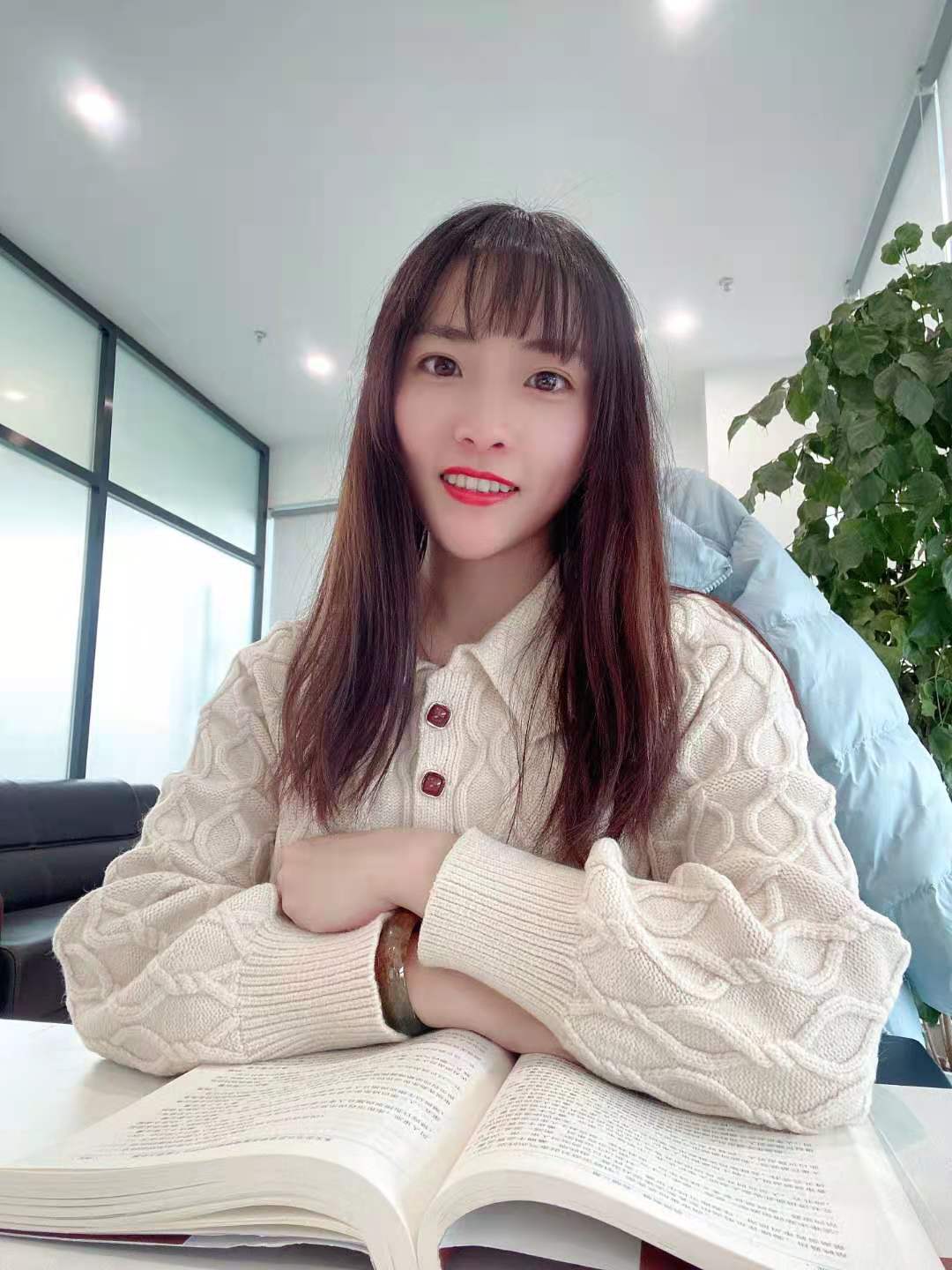 Yuying Xiang